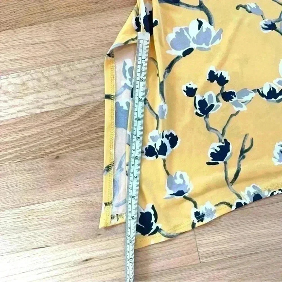 Clara Sun Woo Bright Floral Tie Sleeve Side Slit Tunic Wrinkle Free Size Medium - Picture 10 of 11